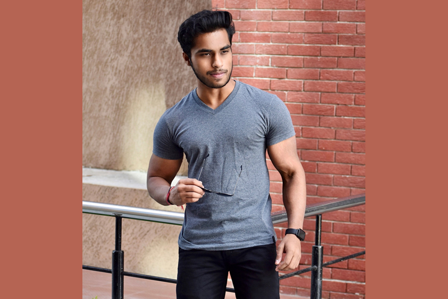 Sajal Verma, Indian Social Media influencer, Model Sajal Verma, Best Male Fitness Influencer of the Year Award, Influencerquipo